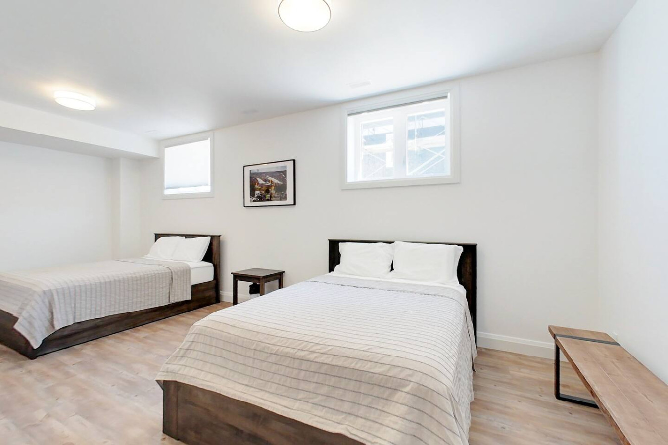 7 bdrm Blue Mountain Luxury Chalet/6.5 bath/HotTub | Photo 10