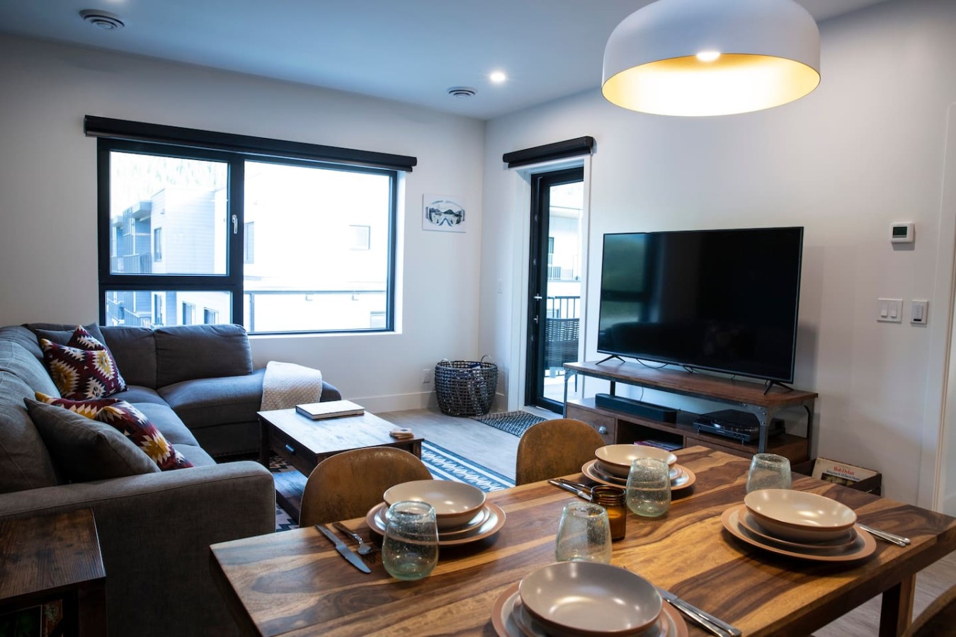 Revy Rendezvous | Private Hot Tub & Mountain Views | Photo 10