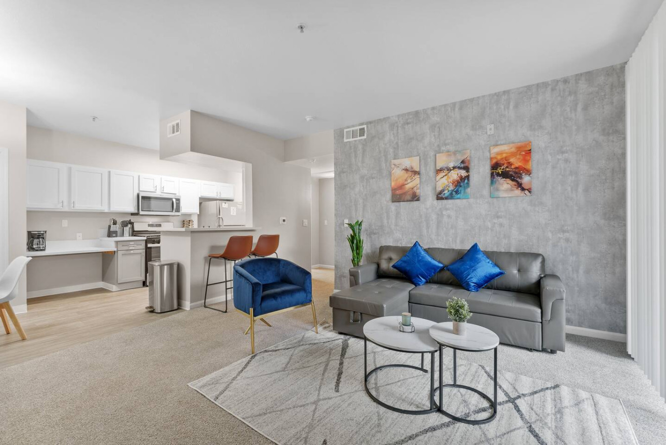 Stylish Suite And Scenic Mountain Views - Cozy Modern Retreat - Sparks, NV