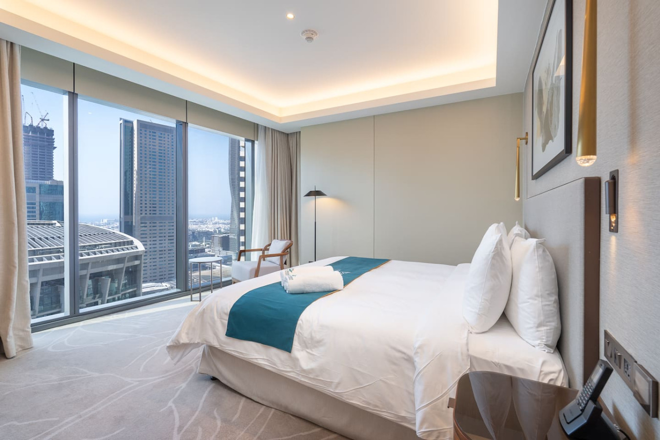Address Opera | Two Bedroom W/ Balcony City View apartment photo