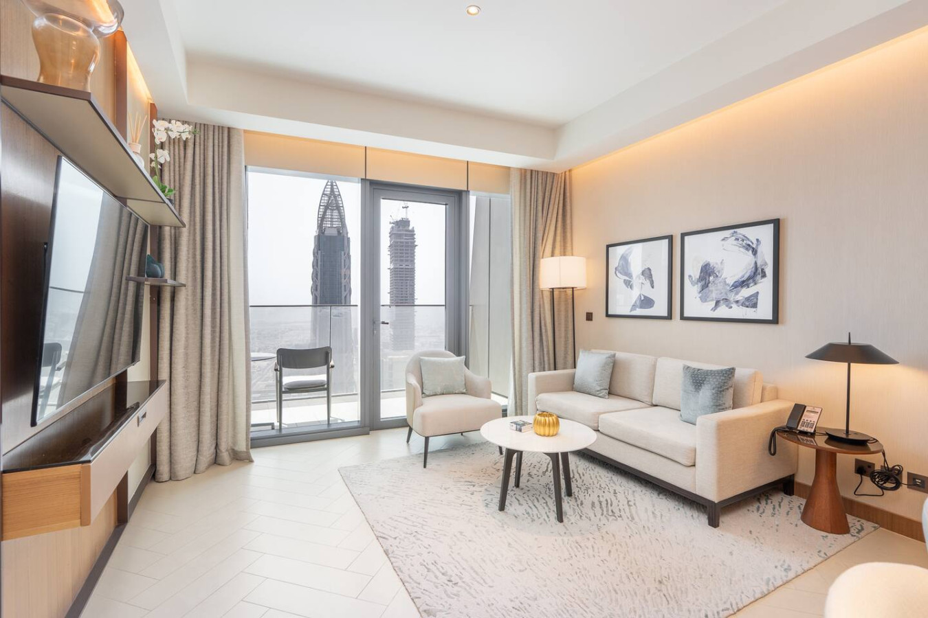 Address Opera | Two Bedroom W/ Balcony City View - Two Bedroom Apartments in Dubai