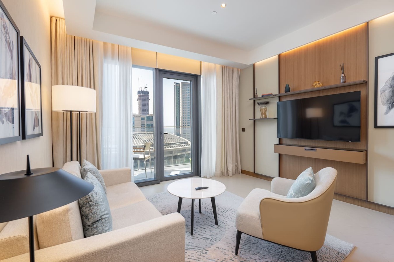 Address Opera | Two Bedroom W/ Balcony City View - Two Bedroom Apartments in Dubai