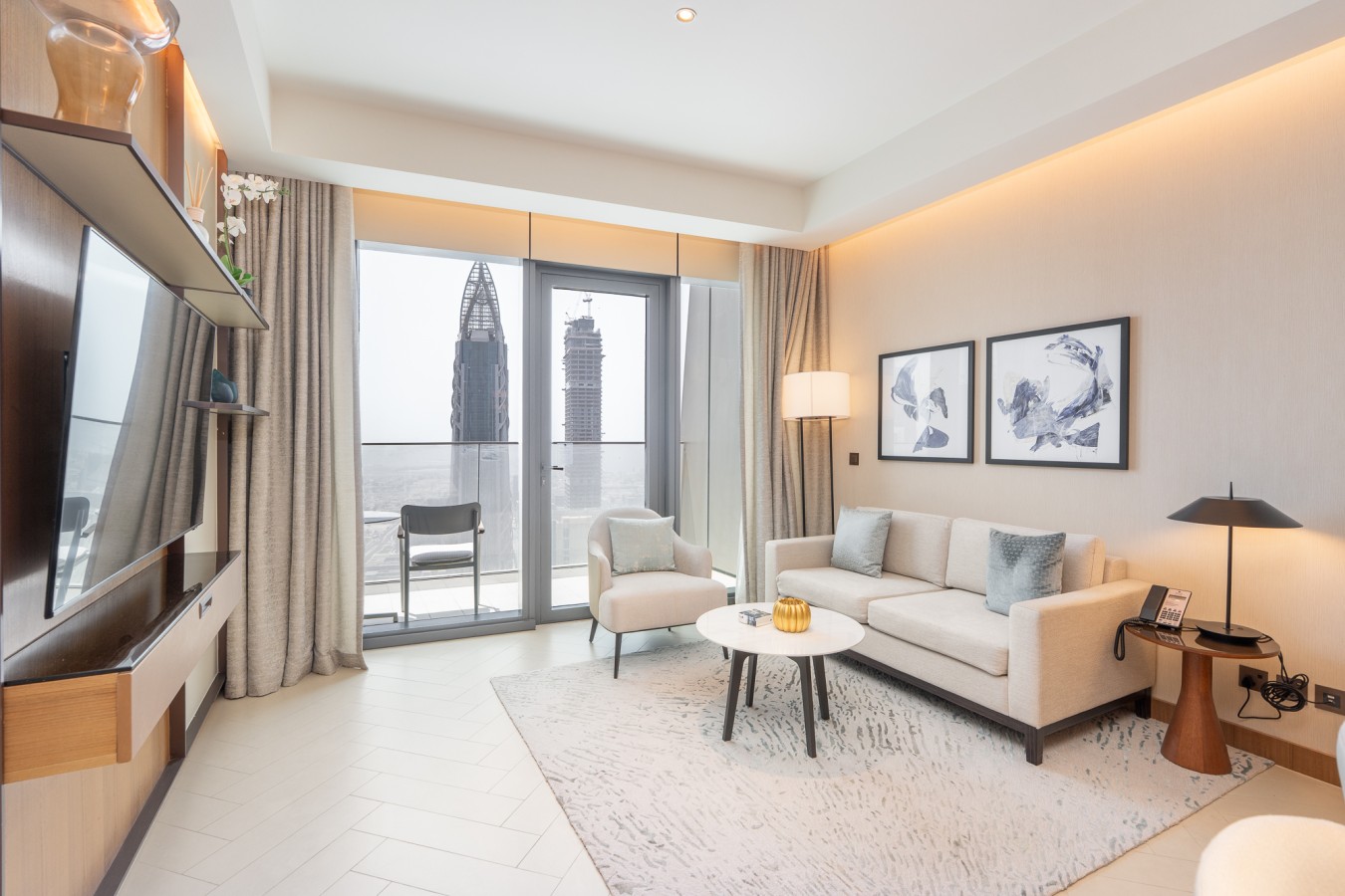 Address Opera | Two Bedroom W/ Balcony City View - Two Bedroom Apartments in Dubai