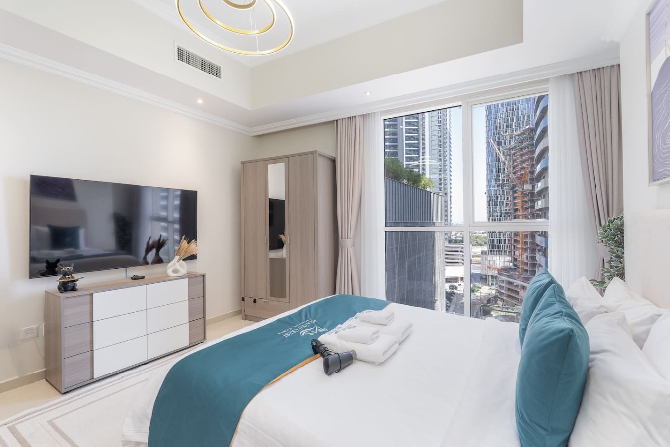 Dunya Tower | Studio near Dubai Mall & Burj - Regular Studio in Dubai