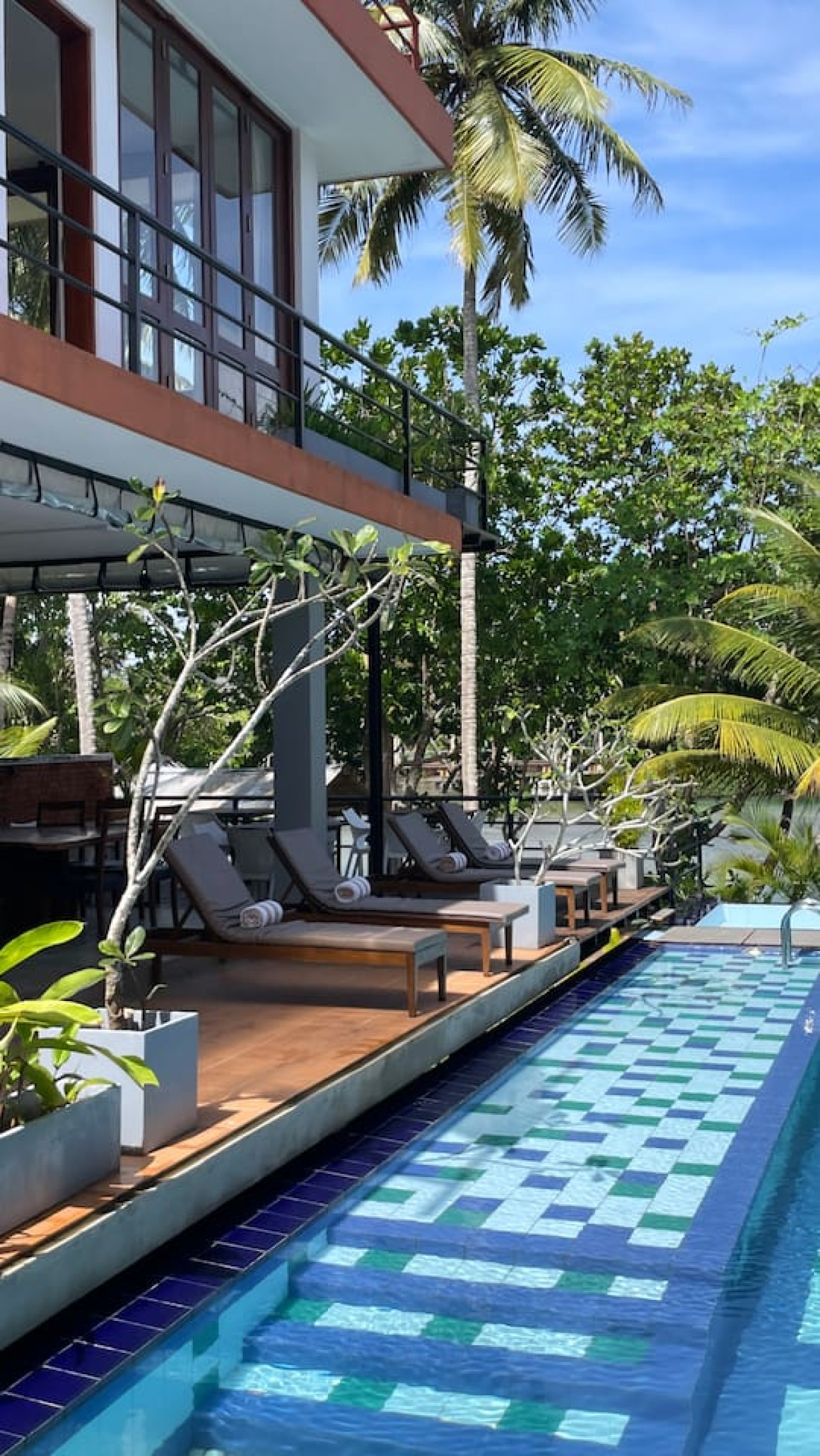 Lakeside Suite, Walk to Beach - Photo 2