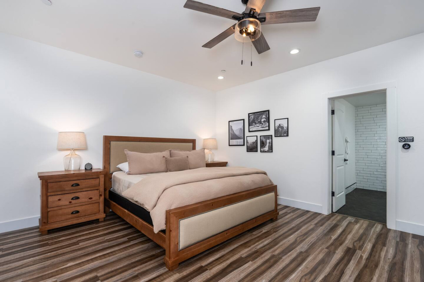 Luxurious Suite With Modern Amenities - Exquisite Chic Escape - Oakhurst, CA