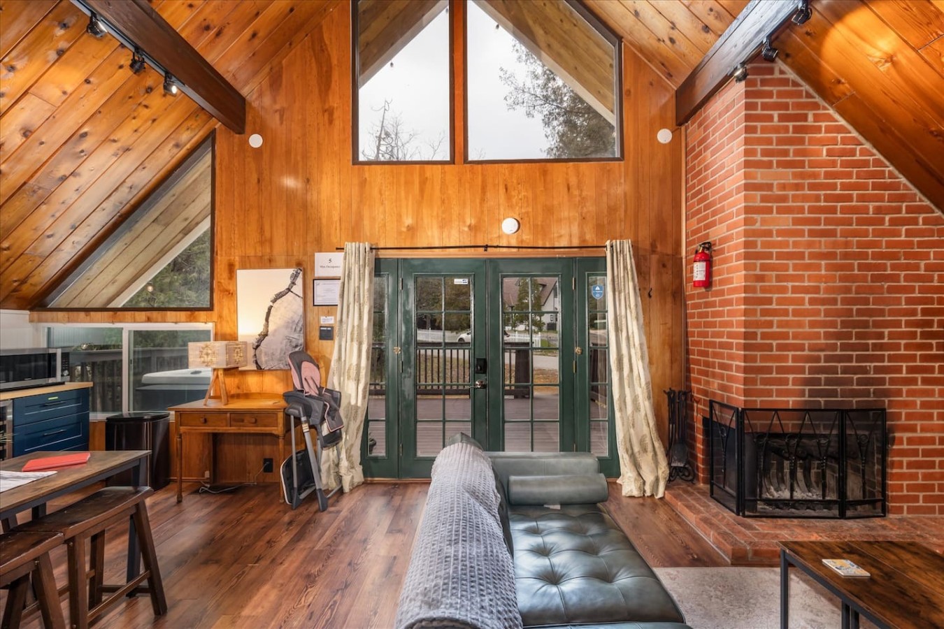 Family A-frame with hot tub minutes from Bass Lake — view 3