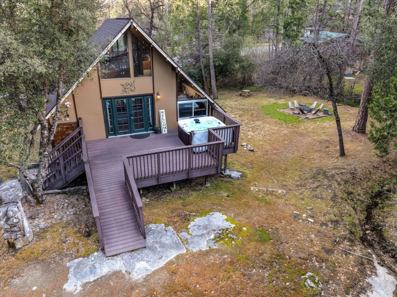 Family A-frame with hot tub minutes from Bass Lake — view 5
