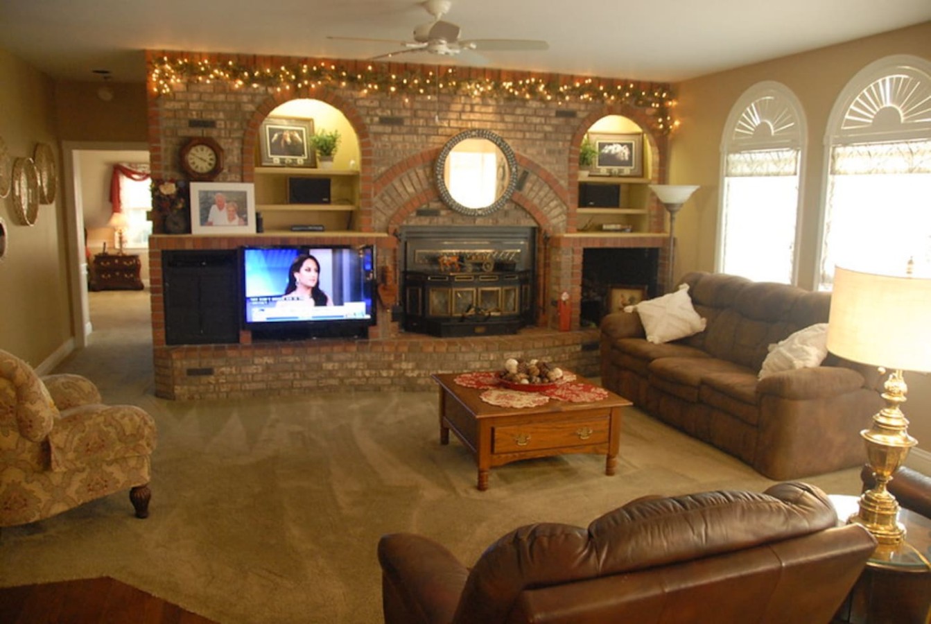 Pinkies Place — Hot Tub Retreat, Sleeps 10+ — view 2
