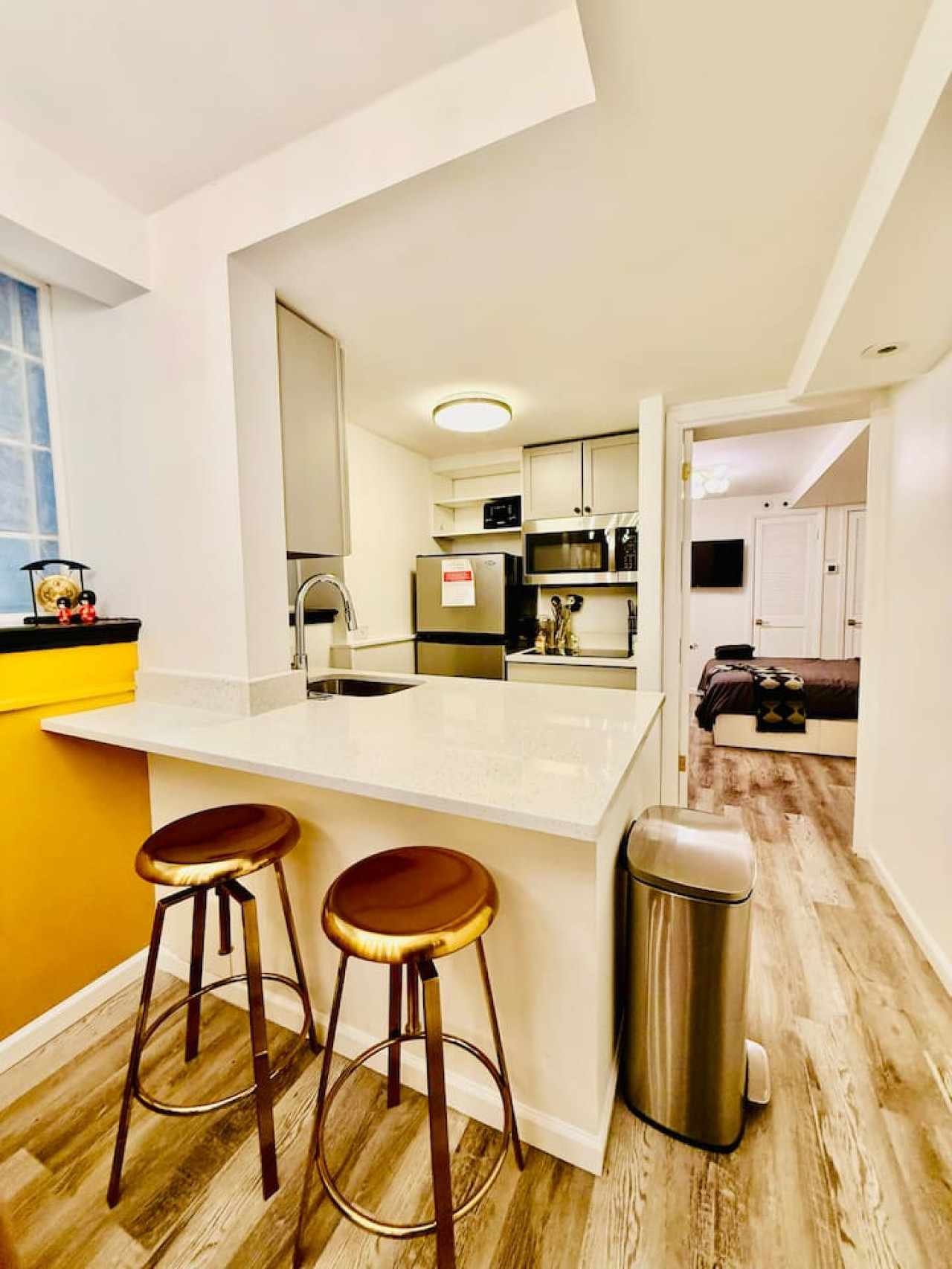2BR | Near Oak Street Shopping | Chicago Gold Coast