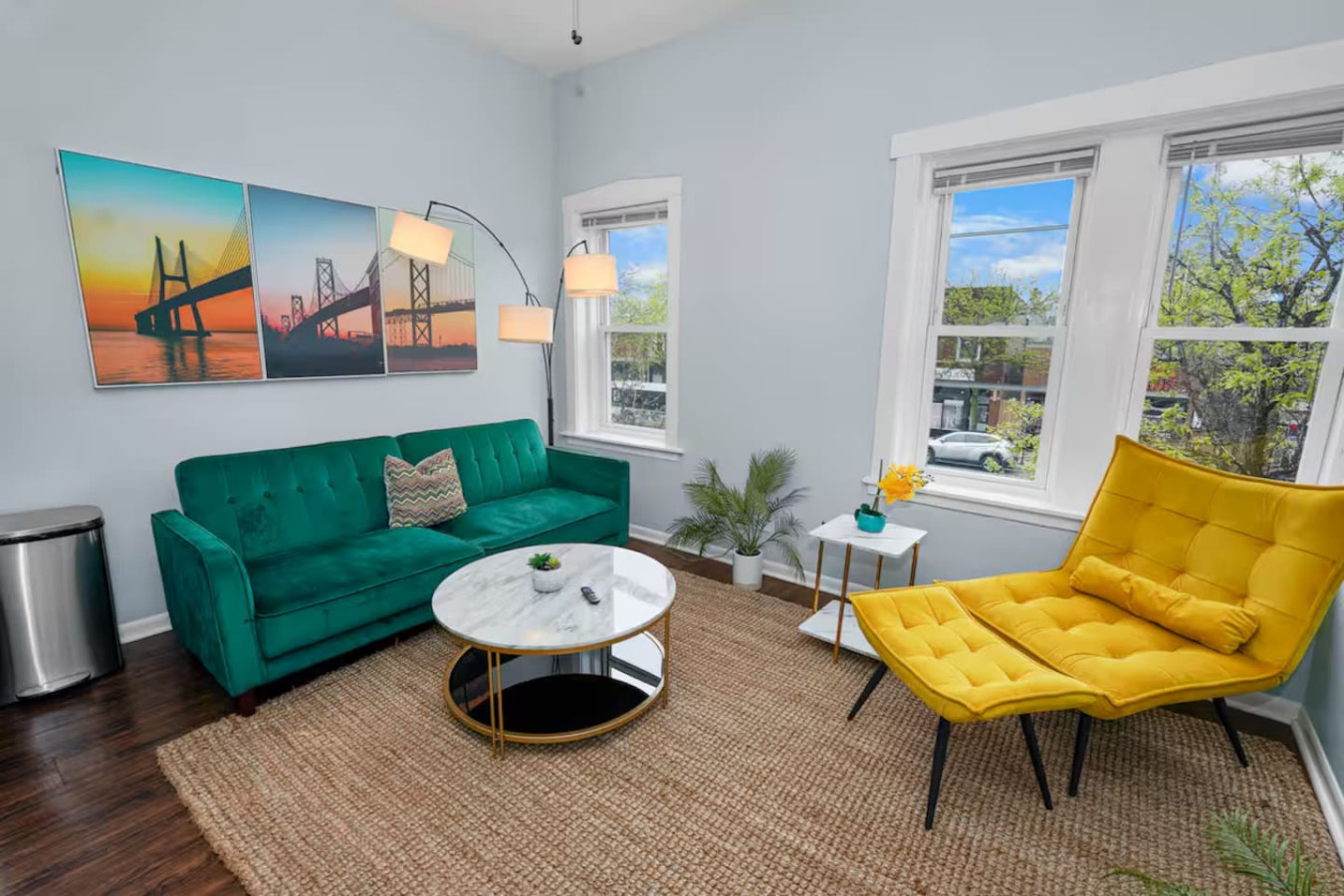 Cozy & Stylish 2BR Family Oasis Irving Park