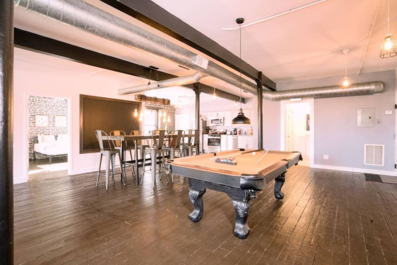 Spacious 4BR Suite * Near McCormick & Soldier Field