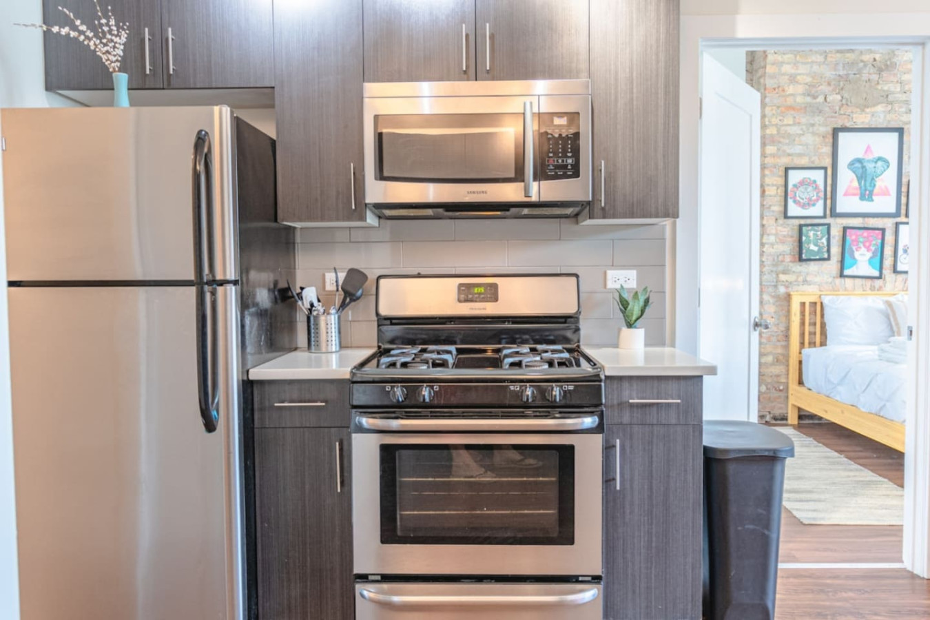 Spacious 3BR Smoke Ok | McCormick & UIC Campus