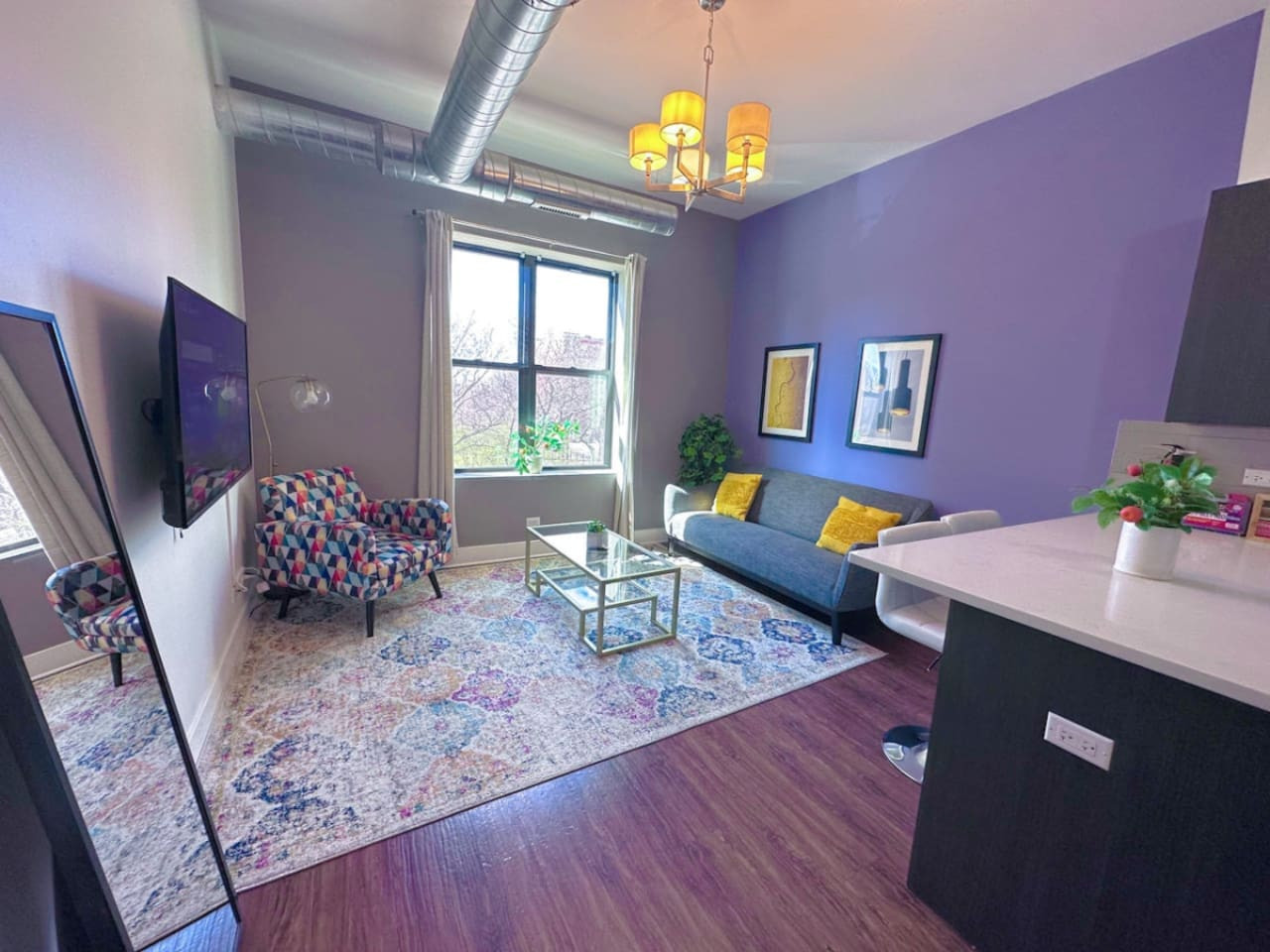 Spacious 3BR Smoke Ok | McCormick & UIC Campus