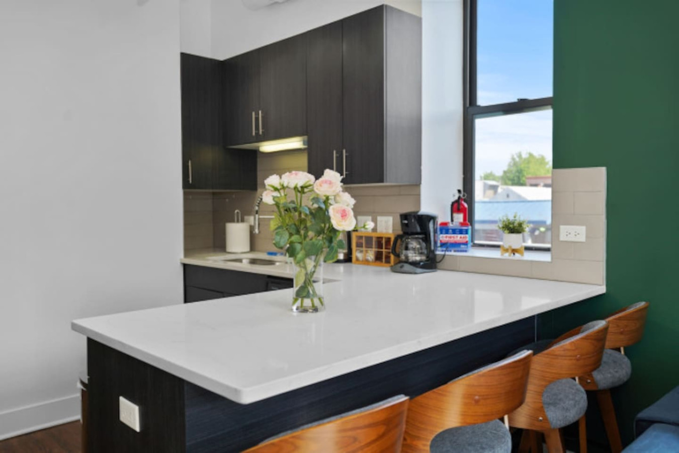Spacious 3BR Getaway Near McCormick Place