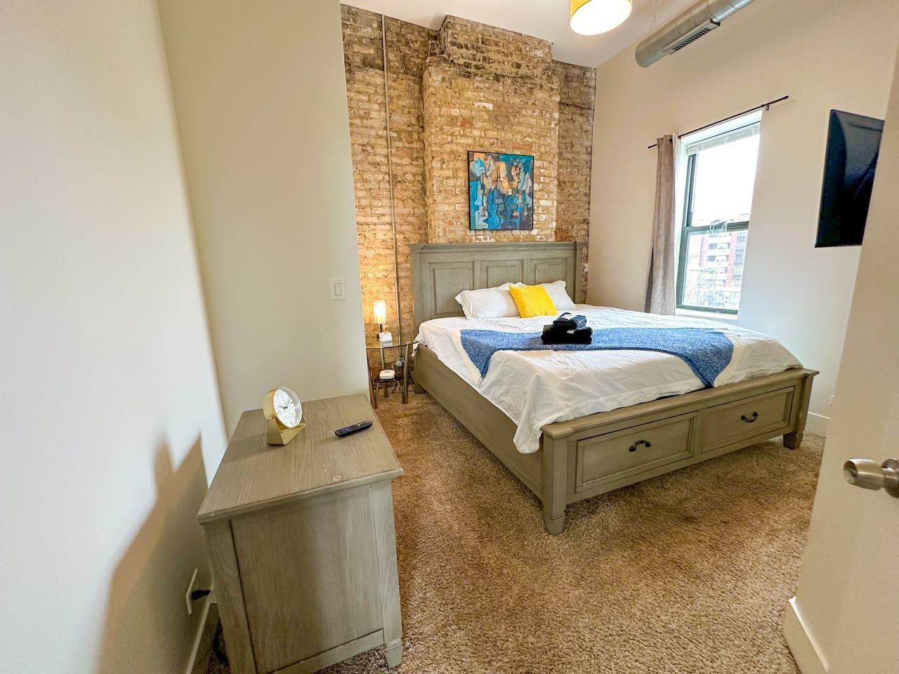 McCormick Cozy 3BR w/ Optional Parking