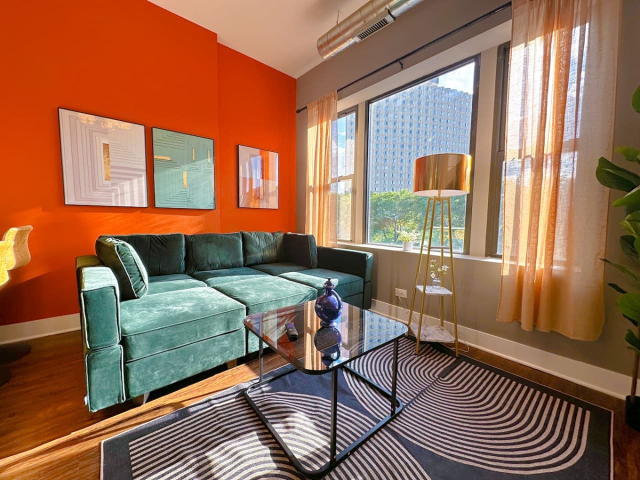 McCormick 3BR 2BA w/ Optional Parking | State st