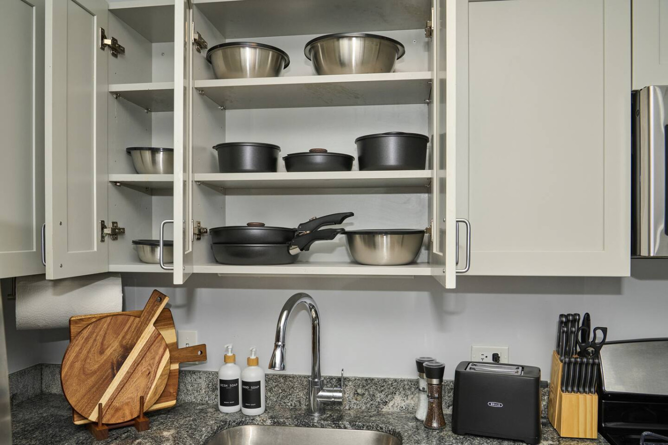 Comfortable 1BR * Chicago Stay + City Views