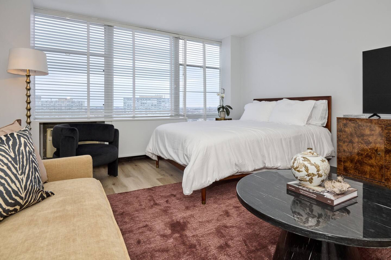 Modern Studio Near McCormick * Close to Downtown