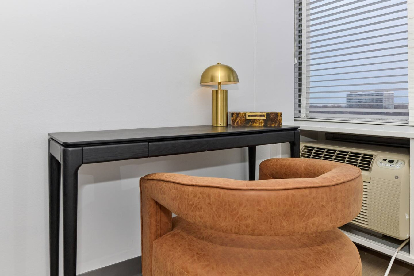 City View 1 Bedroom Apartment * Gym + Rooftop