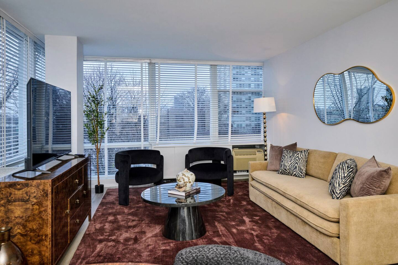 Modern 2BR w/ City View | Fast Wi-Fi + Gym