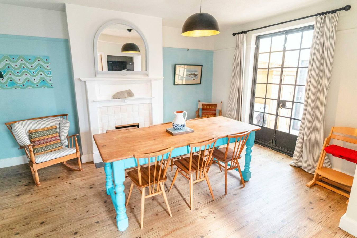 Charming house and garden minutes from the beach