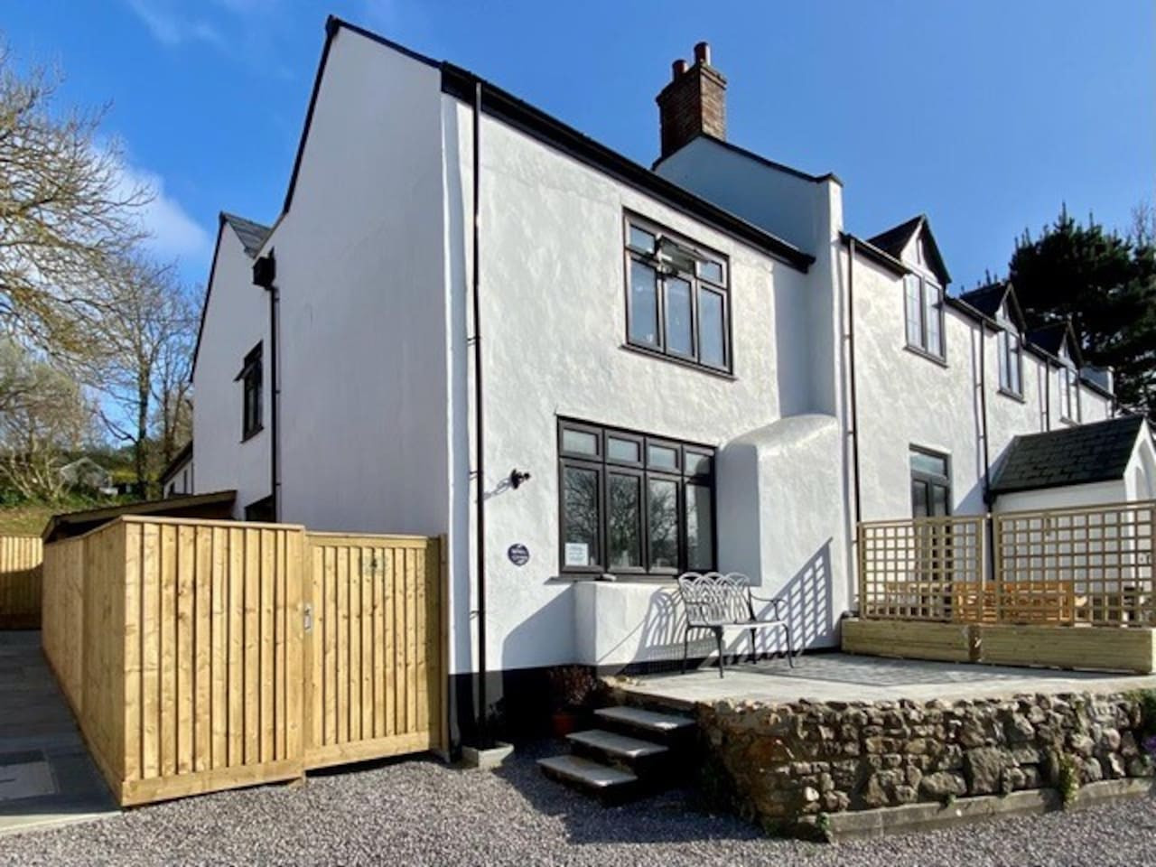 Seagull Cottage, Stonebarrow Manor - Charmouth