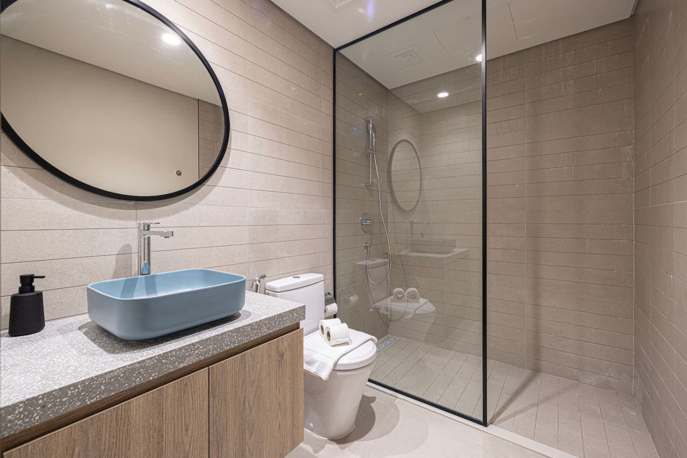 Luxury 3 Bed | 8 mins from Dubai Mall photo