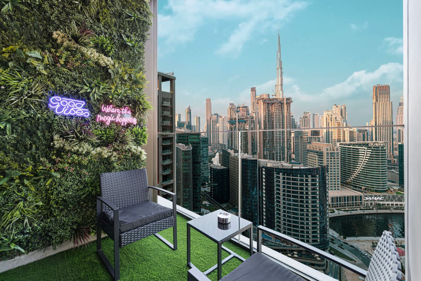 High Rise Premium with PS5 photo