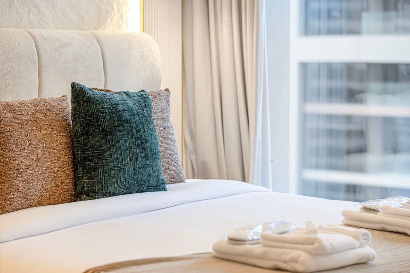 High Floor Burj View | Peninsula One Community thumbnail 34