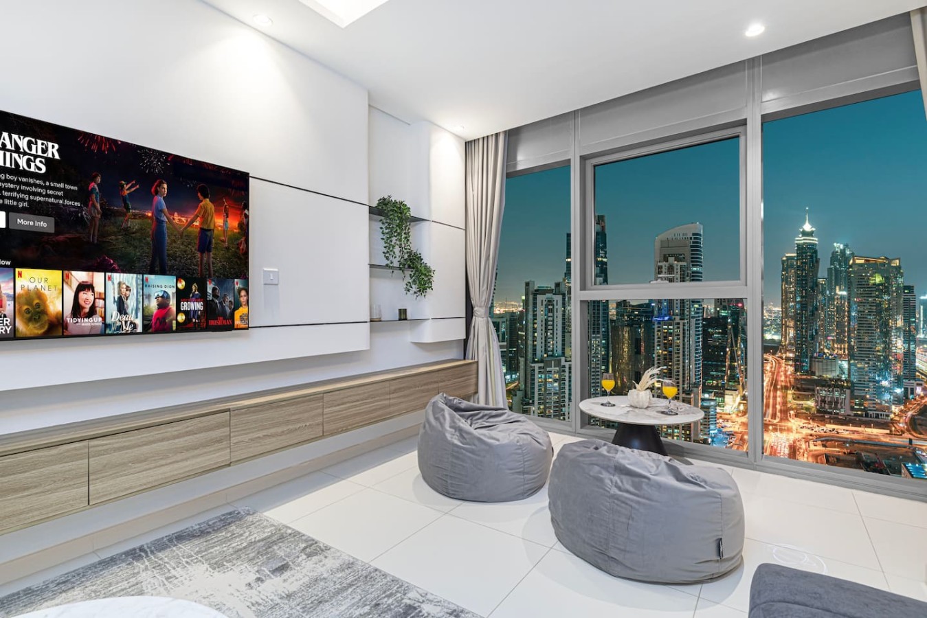 64th Infinity Pool | 2BDR Luxe | 1 of 1 photo