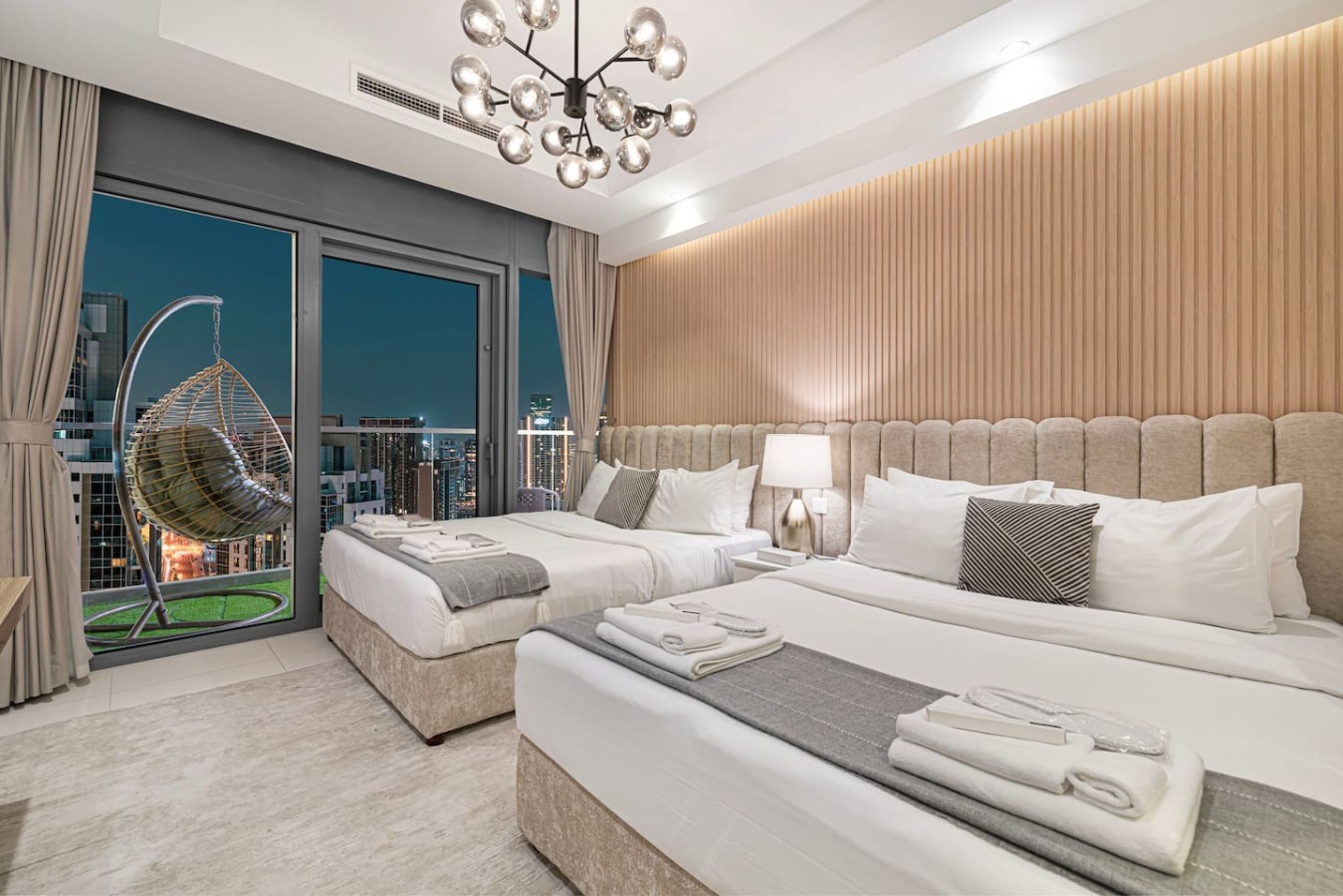 64th Infinity Pool | 2BDR Luxe | 1 of 1 thumbnail 18