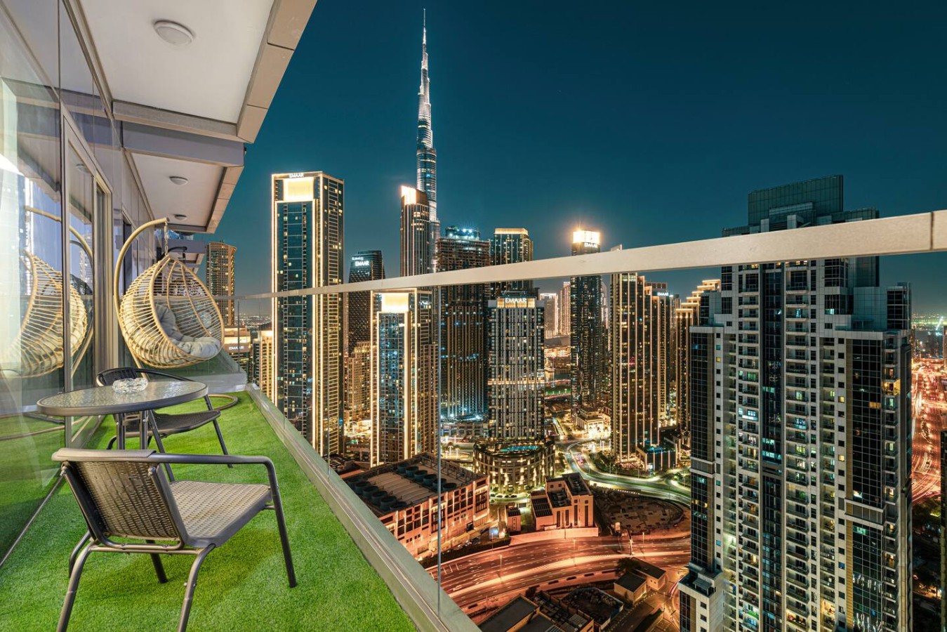 64th Infinity Pool | 2BDR Luxe | 1 of 1 thumbnail 17