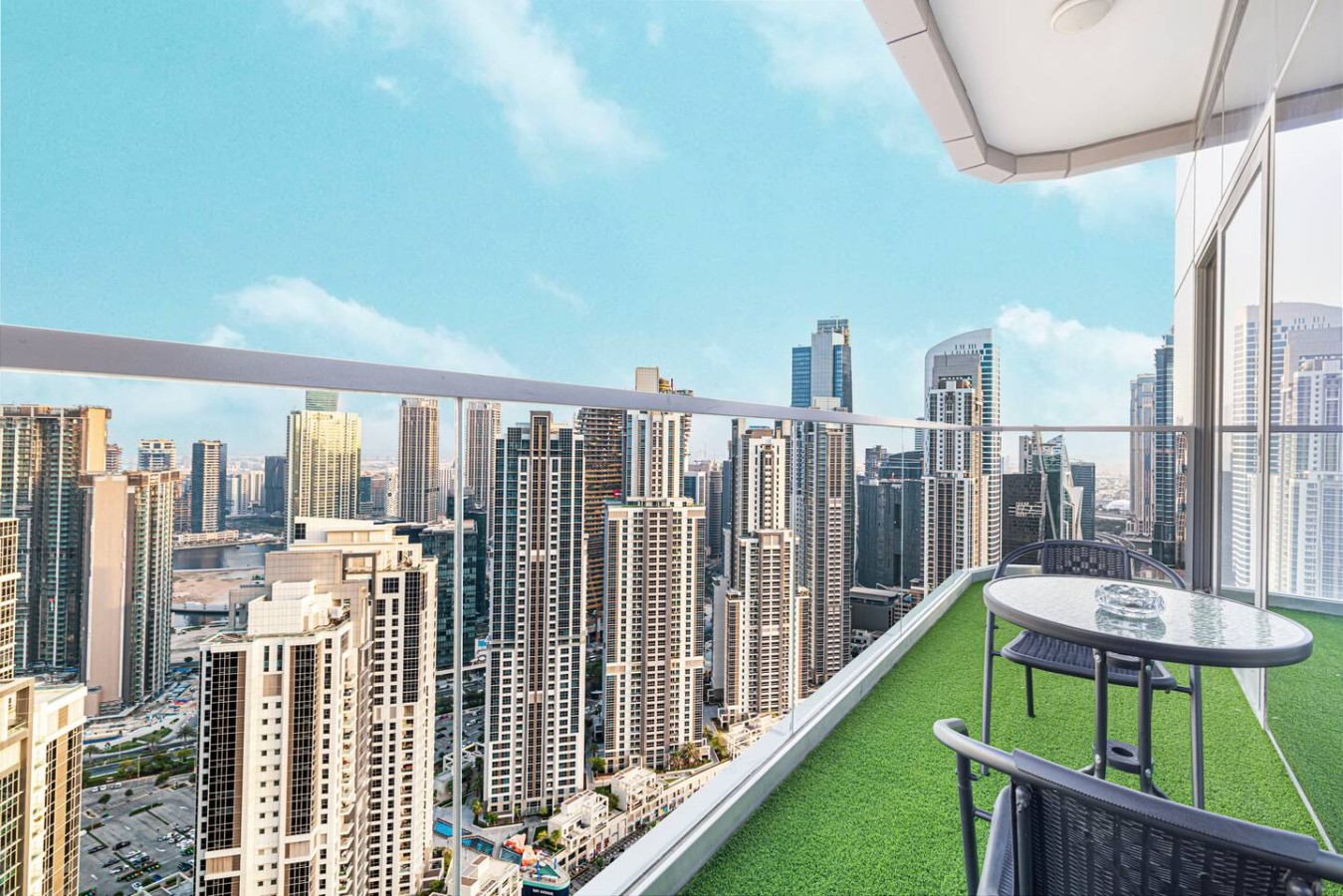 64th Infinity Pool | 2BDR Luxe | 1 of 1 photo