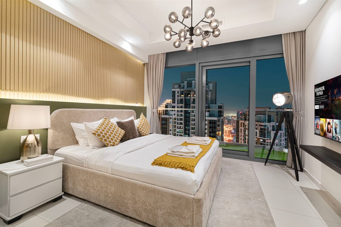 64th Infinity Pool | 2BDR Luxe | 1 of 1 photo