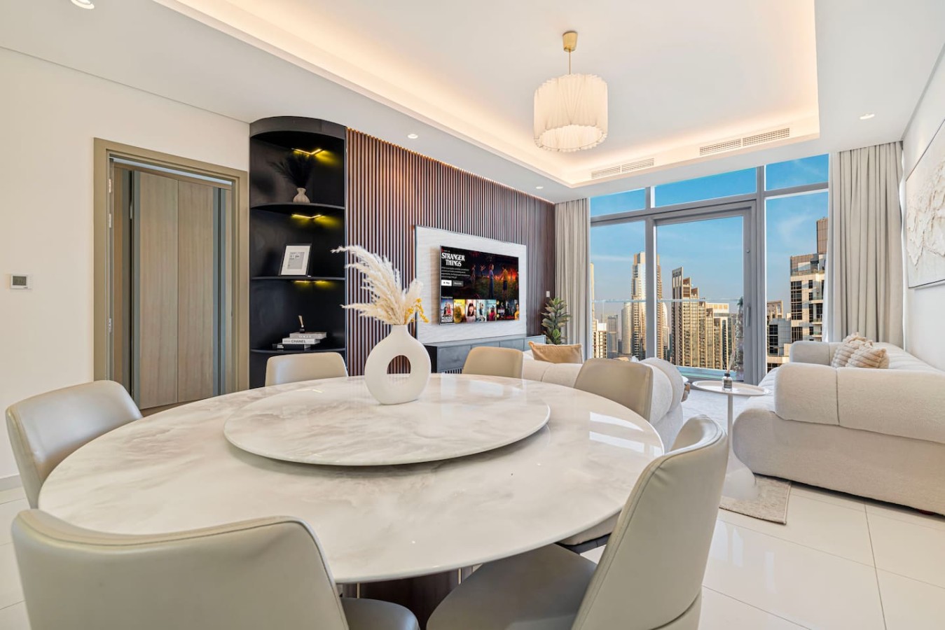 Burj Khalifa Infinity Pool | 2BR Luxury photo