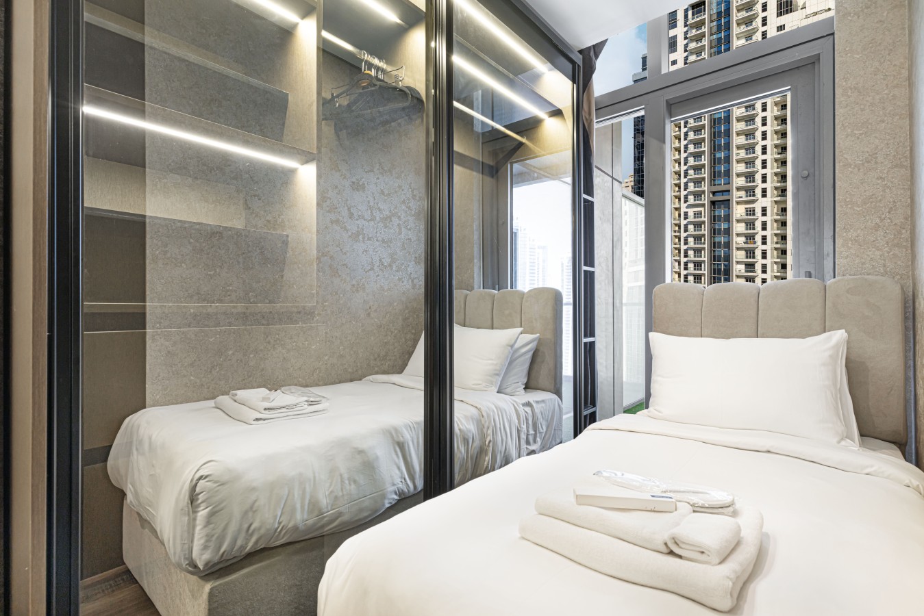 Luxury 2BR | Burj Khalifa View | By Deffor Escapes photo