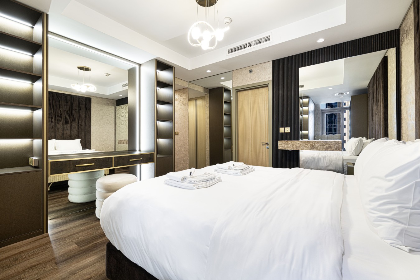 Luxury 2BR | Burj Khalifa View | By Deffor Escapes photo