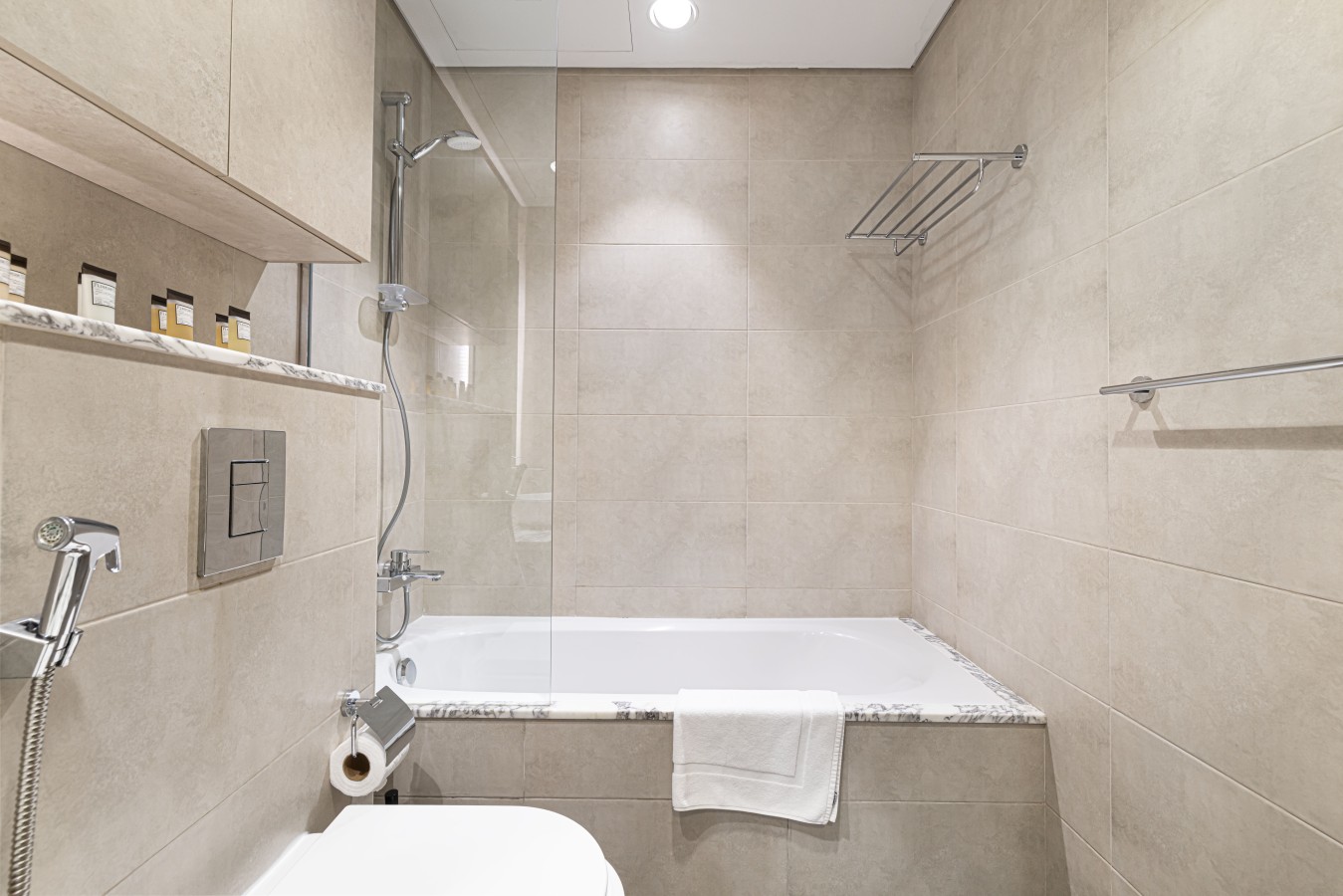 Luxury 2BR | Burj Khalifa View | By Deffor Escapes photo