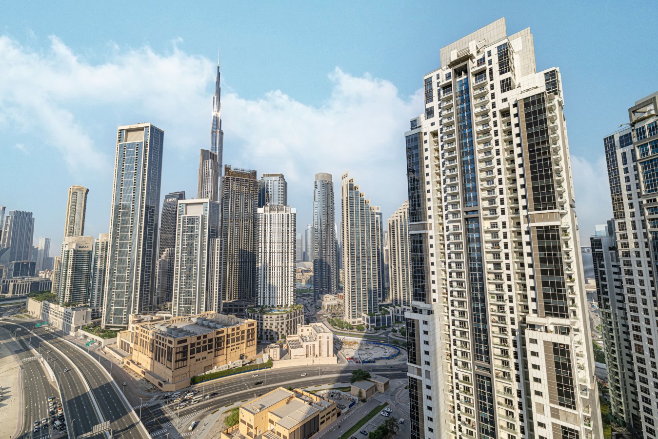 Luxury 2BR | Burj Khalifa View | By Deffor Escapes photo