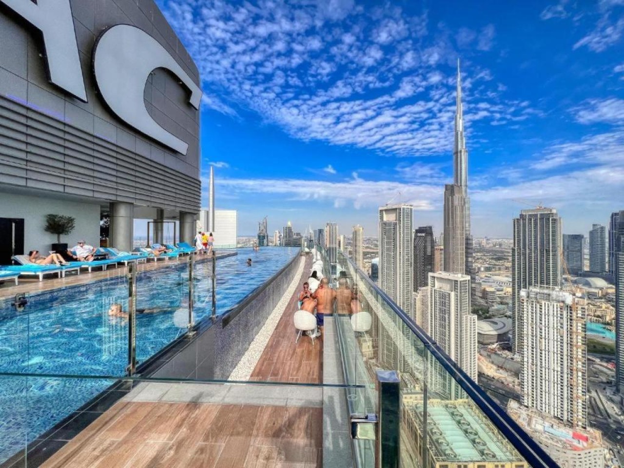 Luxury 2BR | Burj Khalifa View | By Deffor Escapes photo