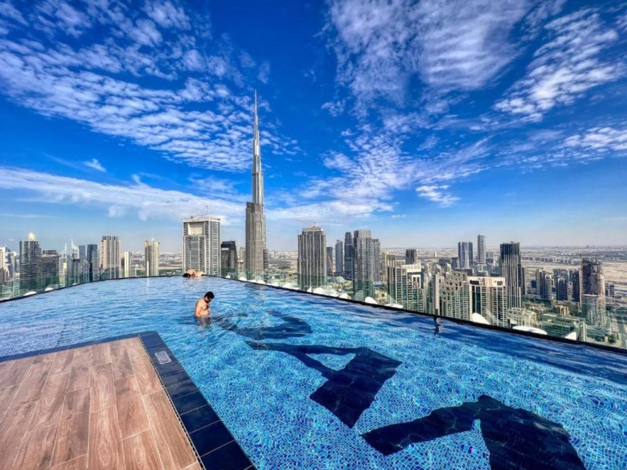 Deluxe 2BR | Burj Khalifa View | By Deffor Escapes photo