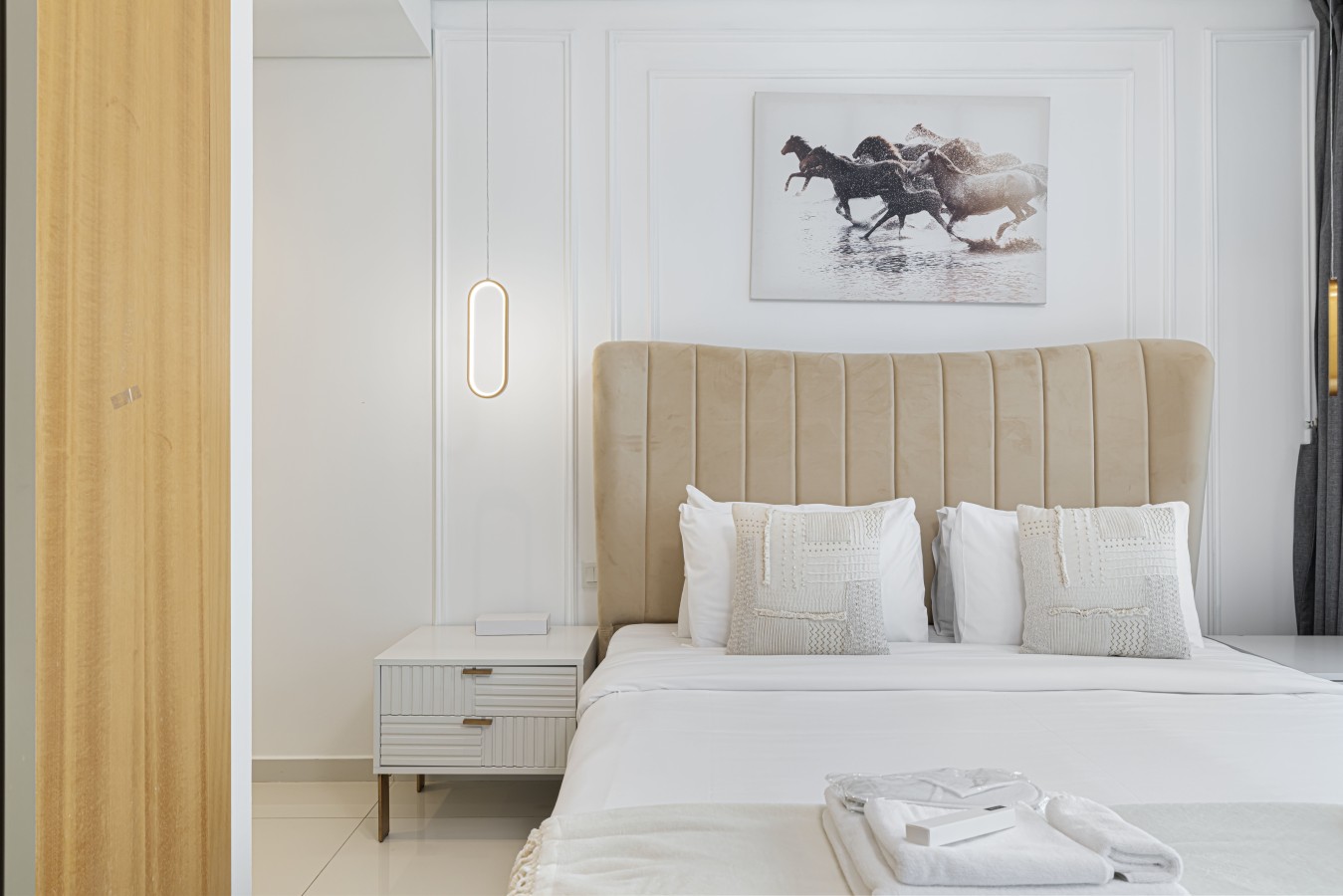 Deluxe 2BR | Burj Khalifa View | By Deffor Escapes photo