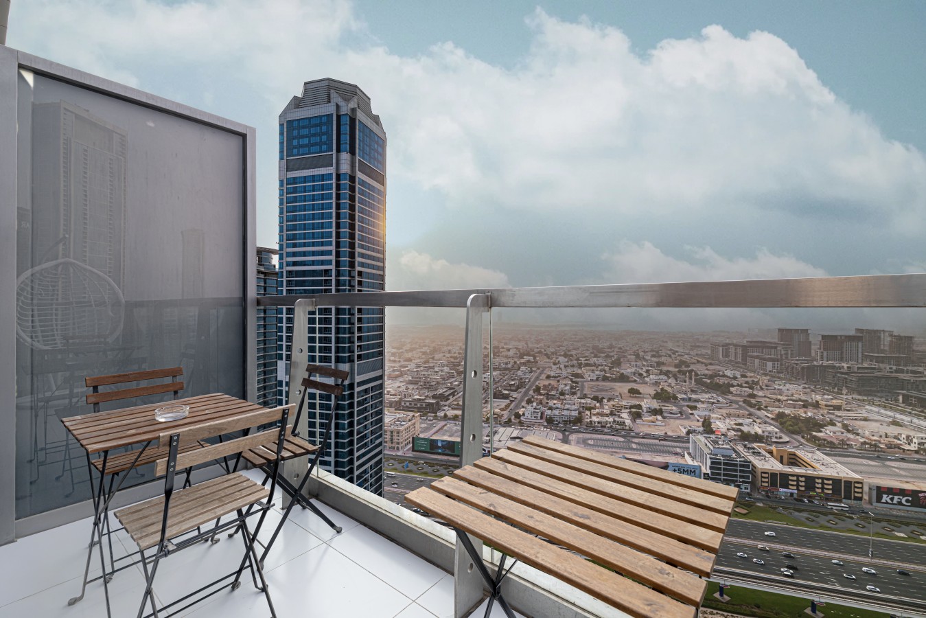 Deluxe 2BR | Burj Khalifa View | By Deffor Escapes photo