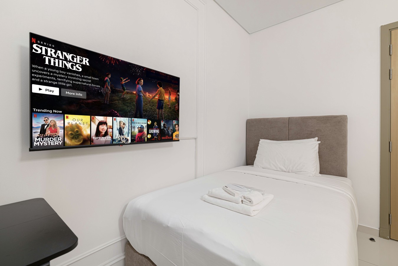 Deluxe 2BR | Burj Khalifa View | By Deffor Escapes photo