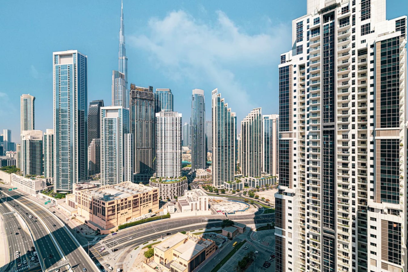 64th Floor Infinity Pool w Spa | Dubai Mall 10 Mins photo