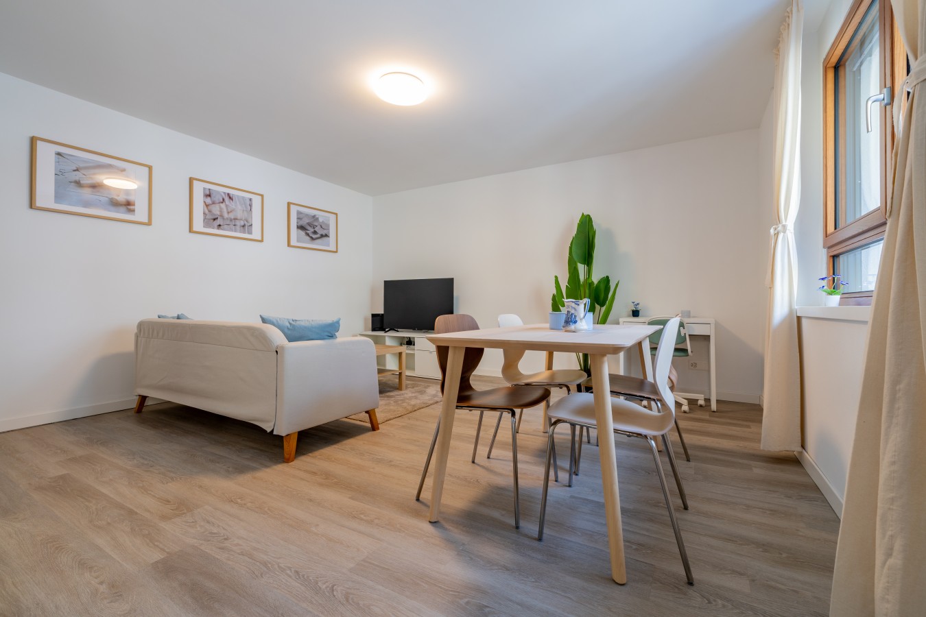 Pure living Apartment in Zurich Oerlikon photo