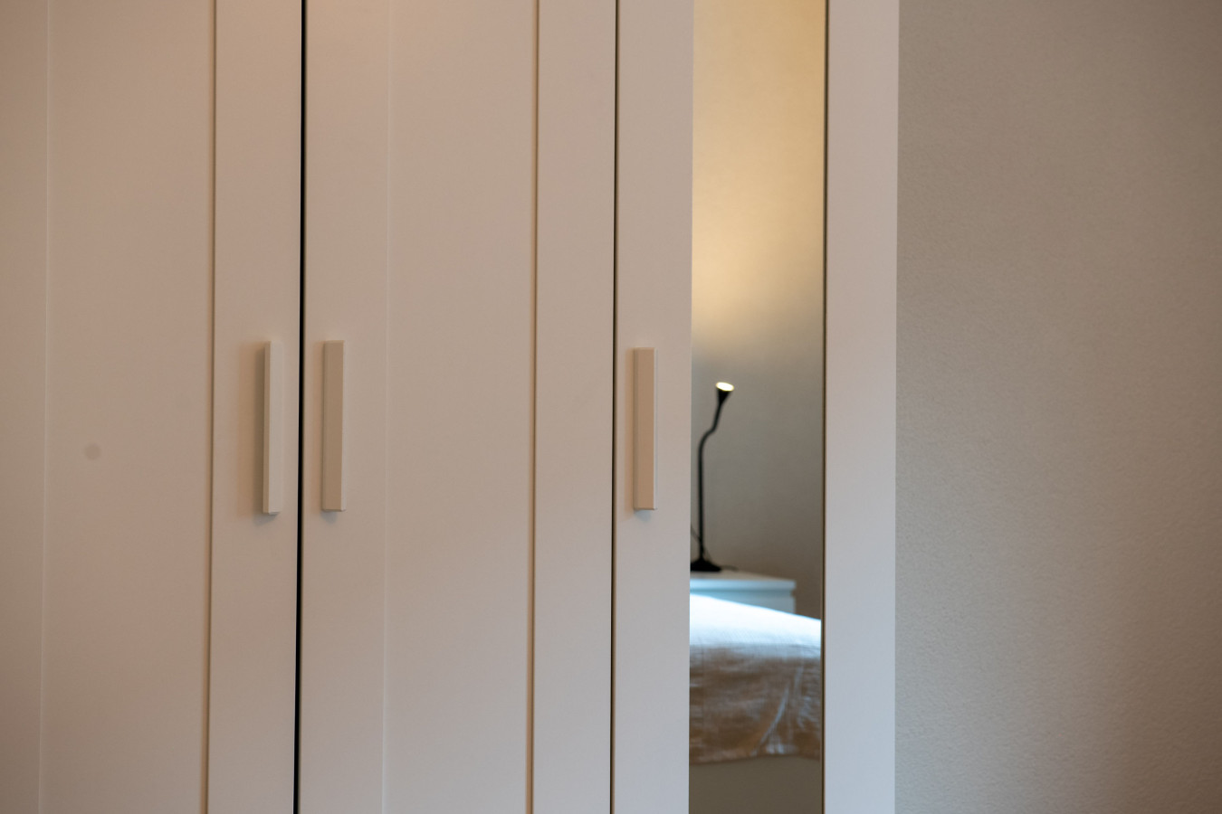 Leaf Apartment in Zurich Oerlikon photo