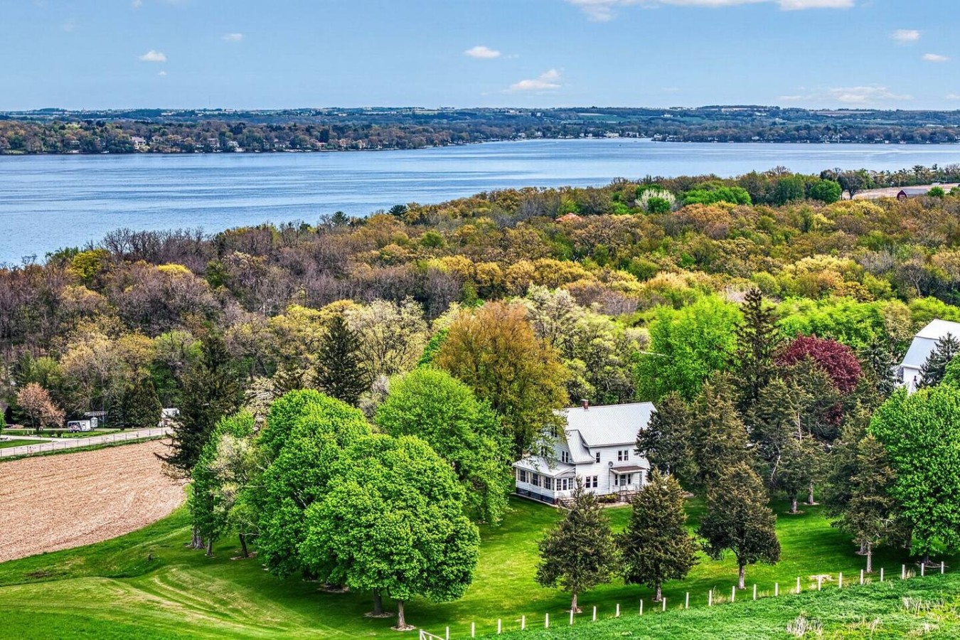 Hilltop Haven on Big Green • Breathtaking Views