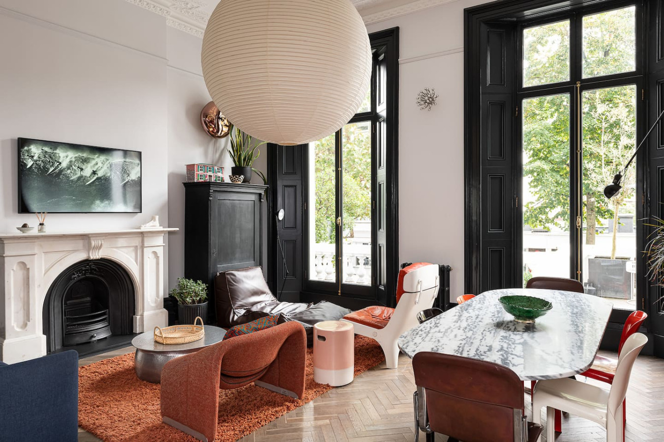 The Bengal Tiger – 2 BR with Patio in Notting Hill
